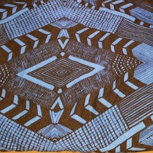 Lularoe irma XL legging material